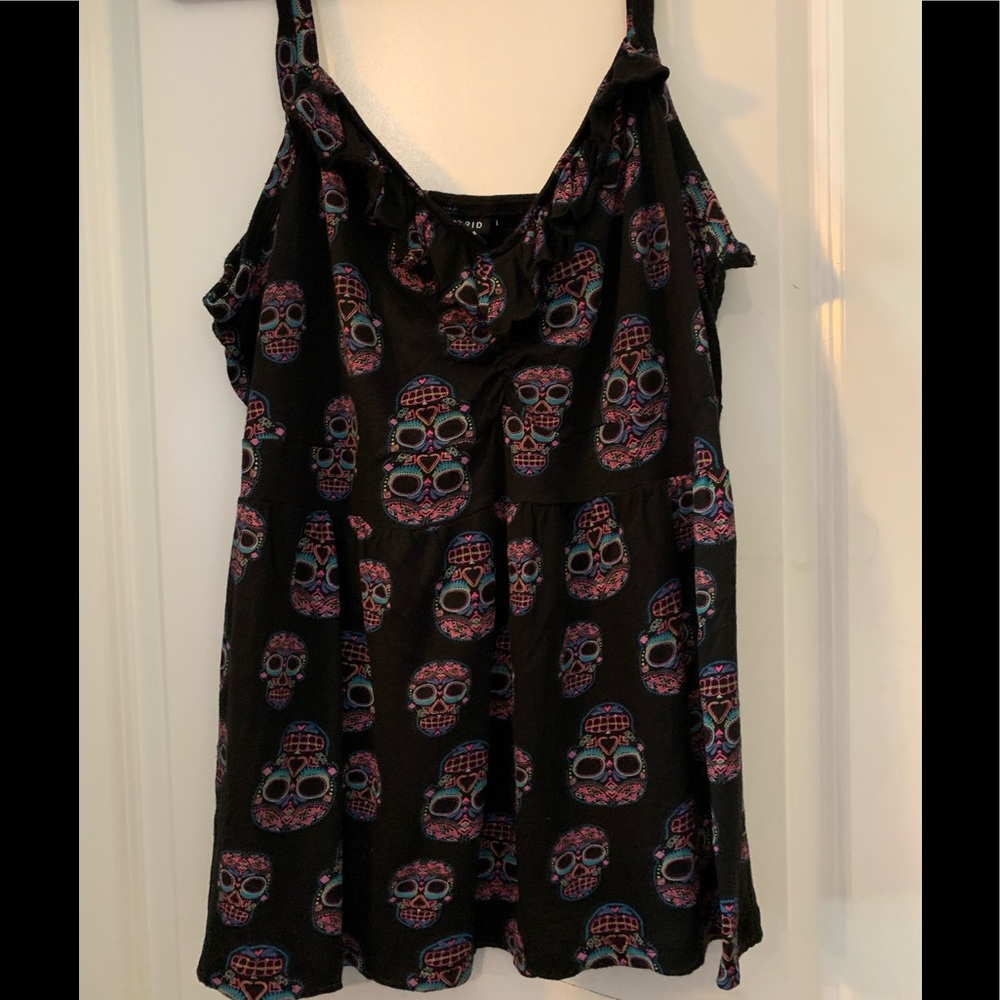Torrid size 4 tank skull top